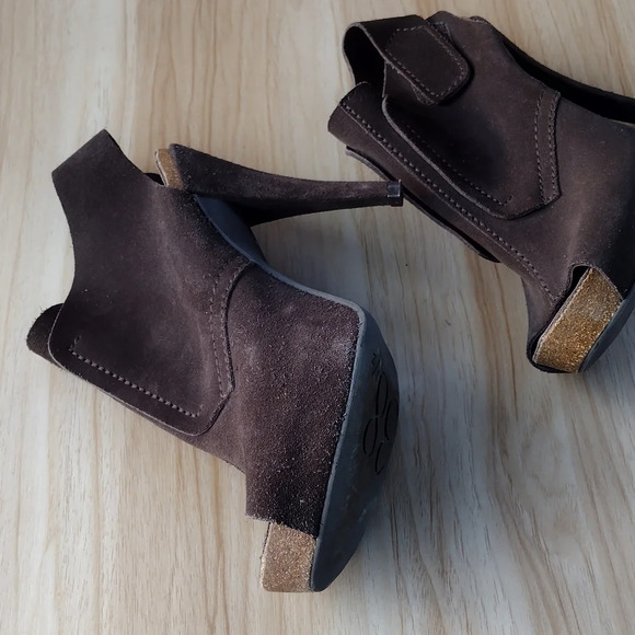 Pedro Garcia Brown Suede Peep Toe Booties, Cone Heel Size 38.5 US 8 - Picture 2 of 8